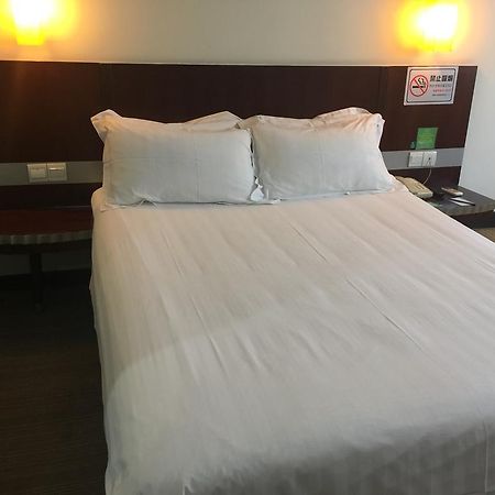 锦江之星风尚深圳华强北店酒店 外观 照片